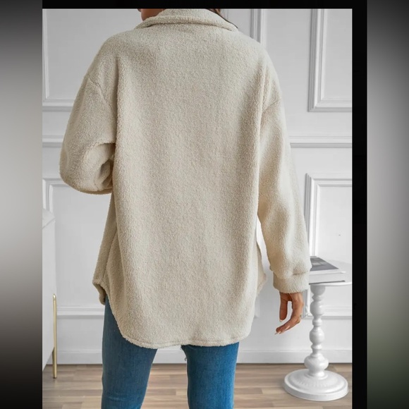 Elegant Teddy Coat for Women - Chic Solid Color, Button-Up with Flap Pockets, - Picture 3 of 11